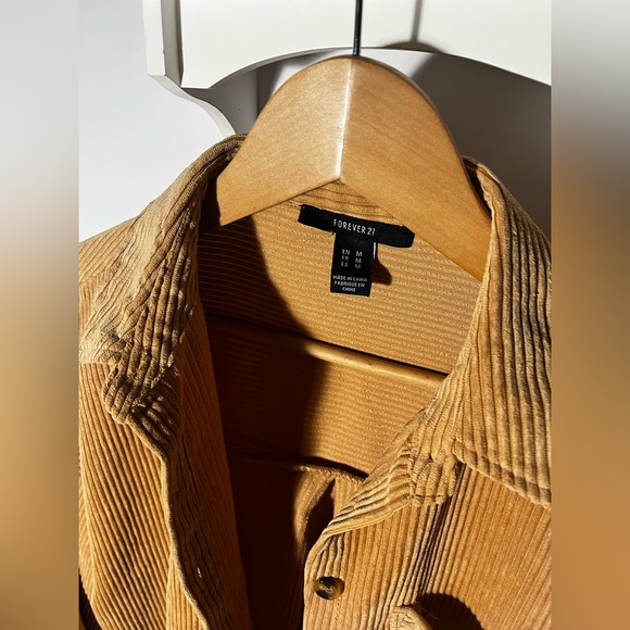 Button up jacket - Picture 2 of 3